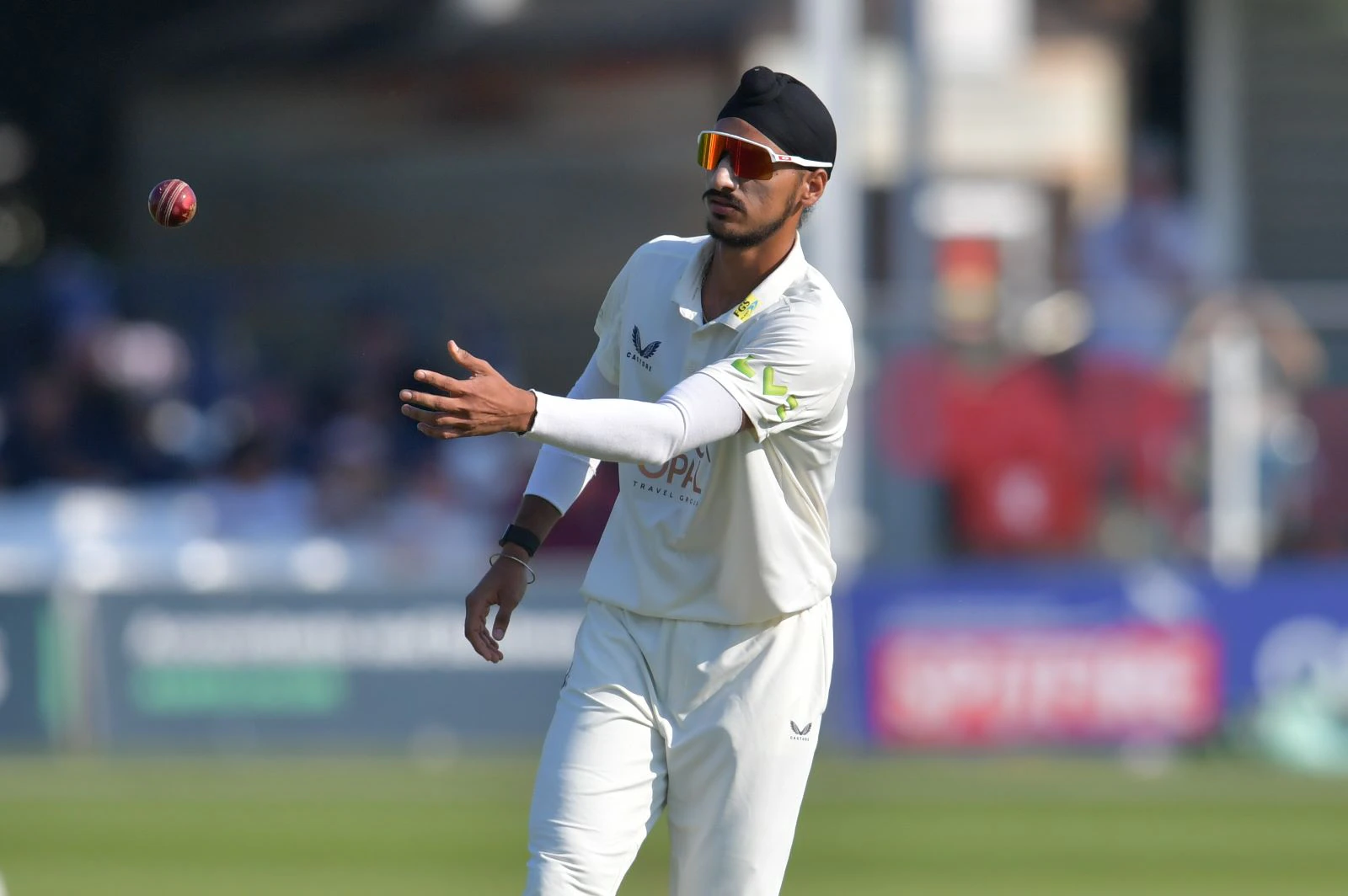 टीम इंडिया ने बार-बार किया नज़रअंदाज, तो अर्शदीप सिंह ने भारत छोड़ विदेश में मचाया कोहराम, 1 बॉल में किया ये बड़ा कारनामा 2 Arshdeep Singh