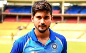 ये 3 खिलाड़ी एमएस धोनी के थे फेवरेट, कप्तान बनते ही विराट कोहली ने दुश्मनी निकाल टीम से किया बाहर 2 Manish Pandey