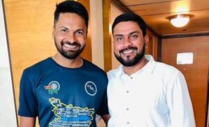 टैक्सी ड्राइवर के बेटे का टीम इंडिया में हुआ सेलेक्शन, बूढ़ी मां की आंखों से छलके आंसू, तो मुकेश कुमार भी हुए इमोशनल