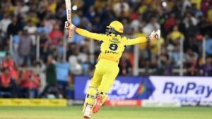किसी ने 2 गेंदों में पहुंचाया फाइनल में, तो किसी ने लगाए बैक टू बैक सिक्स, Ipl 2023 के 5 ऐसे मुकाबले जिन्होंने लूटी सबसे ज्यादा टीआरपी 2 Ipl 2023