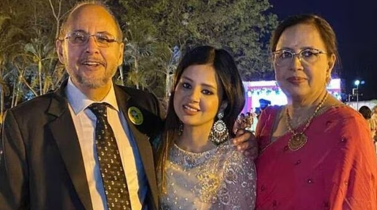 Ms Dhoni Mother In Law-2