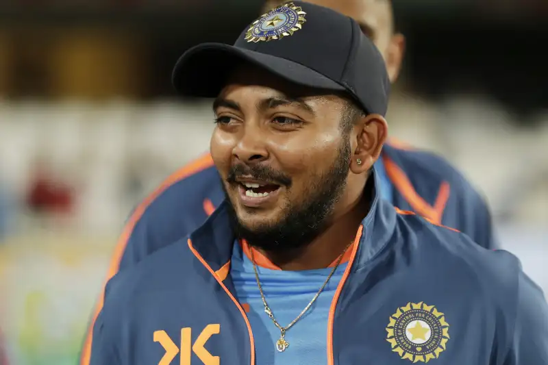 लड़की को छेड़ बुरे फंसे पृथ्वी शॉ, टीम इंडिया ने दिखाया बाहर का रास्ता, अब देश छोड़ इस जगह से खेलेंगे क्रिकेट 3 Prithvi Shaw