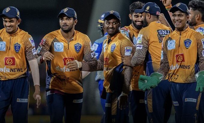 28 चौके-21 छक्के और 418 रन, Tnpl में गरजा 23 साल के खिलाड़ी का बल्ला, तूफानी पारी खेल विरोधी टीम को दी 4 रनों से मात 3 Tnpl