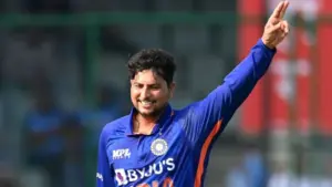विश्वकप में ये 7 गेंदबाज भारत को दिलाएंगे जीत, बीसीसीआई ने किया टीम इंडिया में शामिल करने का फैसला 2 Kuldeep Yadav
