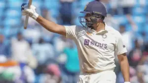 Wi के खिलाफ पहले टेस्ट में शुभमन गिल नहीं ये नया नवेला खिलाड़ी करेगा रोहित शर्मा के साथ ओपनिंग, इन खिलाड़ियों का होगा डेब्यू 2 Rohit Sharma