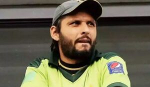 इन 5 खिलाड़ियों ने तमीम इकबाल की तरह संन्यास लेने के बाद की इंटरनेशनल क्रिकेट में फिर से वापसी, एक भारतीय भी शामिल 2 Shahid Afridi