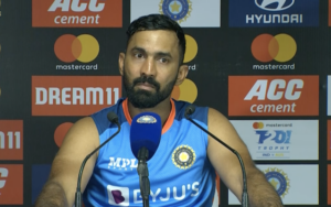 Dinesh Karthik 