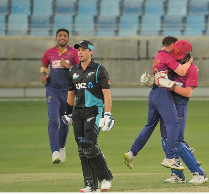 Nz Vs Uae: यूएई ने रचा इतिहास, दूसरे टी20 में न्यूजीलैंड को 7 विकेट से हराया, महज 15.4 ओवर में ही खेल किया खत्म 2 Nz Vs Uae