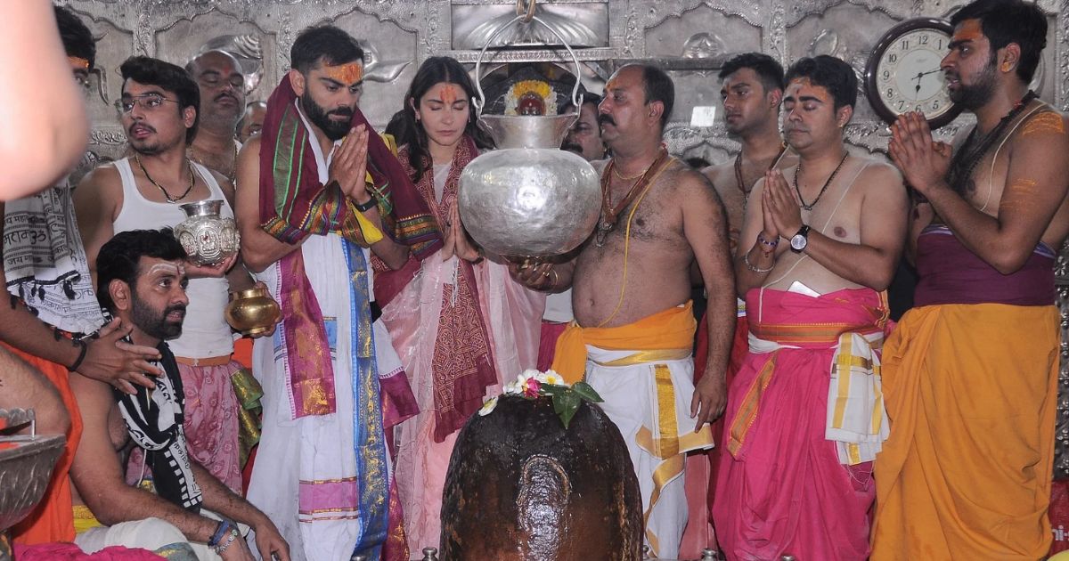 विराट कोहली की राह पर चले रोहित शर्मा, परिवार संग तिरुपति बालाजी के दर्शन करने के लिए पहुंचे, वायरल हुआ Video 4 विराट कोहली की राह पर चले रोहित शर्मा, परिवार संग तिरुपति बालाजी के दर्शन करने के लिए पहुंचे, वायरल हुआ Video