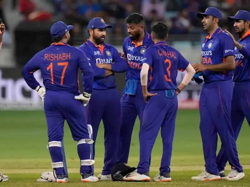 These-Five-Players-Of-Team-India-Have-Become-Enginer-Turned-Cricketers