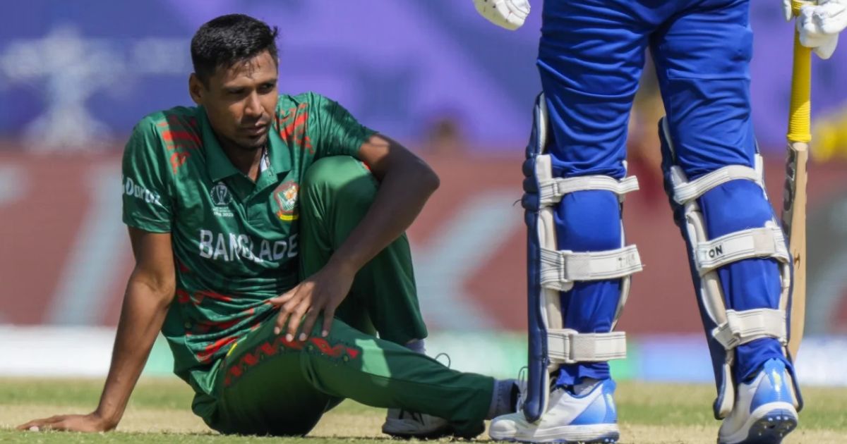 इंग्लैंड से मिली हार के बाद बांग्लादेश को पड़ी दोहरी मार, Icc ने इस हरकत के लिए सुनाई बड़ी सजा 