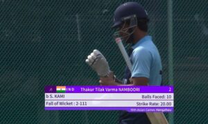 बड़े मैचों में फ्लॉप रहे रोहित शर्मा के ये 3 फेवरेट खिलाड़ी, अब Bcci नहीं देगी टीम इंडिया में दूसरा मौका, दूध में पड़ी मक्खी की तरह करेगी बाहर 2 Tilak Varma