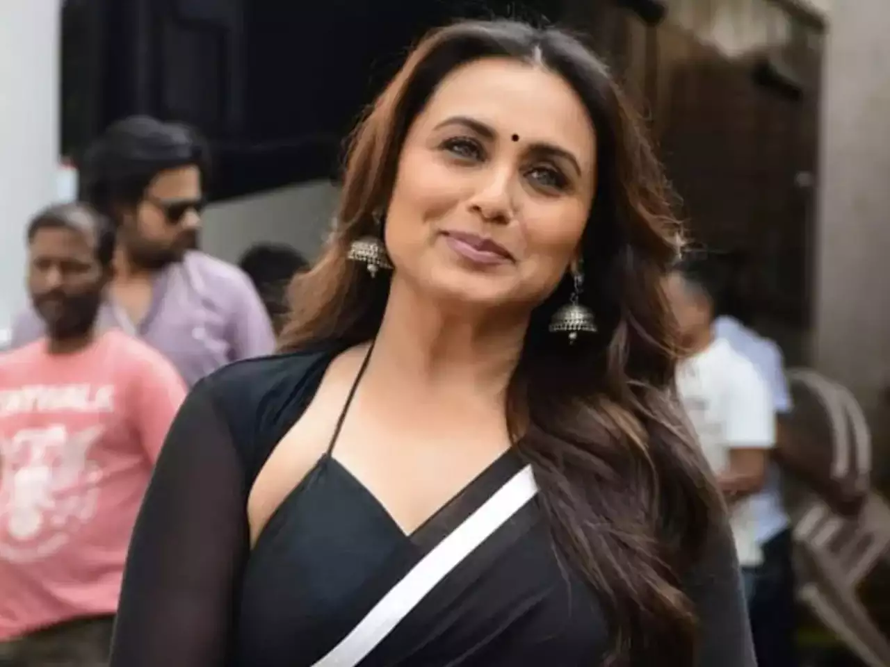 सुट्टा और शराब के बिना एक पल नहीं रह पाती हैं बॉलीवुड की ये हसीनाएं, नशे में टल्ली होकर करती हैं हंगामा, फिर करती हैं ये गंदा काम 