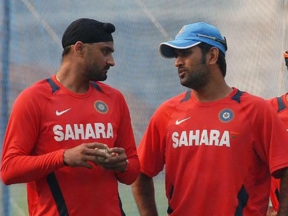 Harbhajan Singh And Ms Dhoni