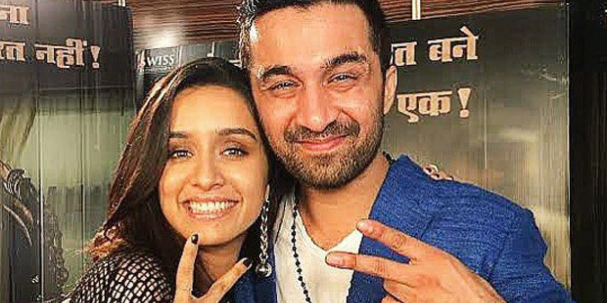 पर्दे पर साथ नजर आए बॉलीवुड के ये 10 सितारे असल जिंदगी में हैं भाई-बहन, एक ने तो निभाया पति-पत्नी का किरदार 2 Shraddha Kapoor-Siddhant Kapoor