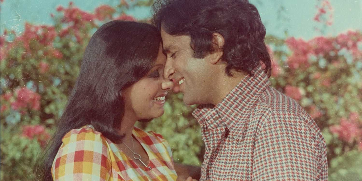 फिल्मों में अपने ससुर के साथ काम कर चुकी हैं बॉलीवुड की ये हसीनाएं, किसी ने लगाए ठुमके तो किसी ने लड़ाया इश्क 2 Neetu Kapoor-Sashi Kapoor