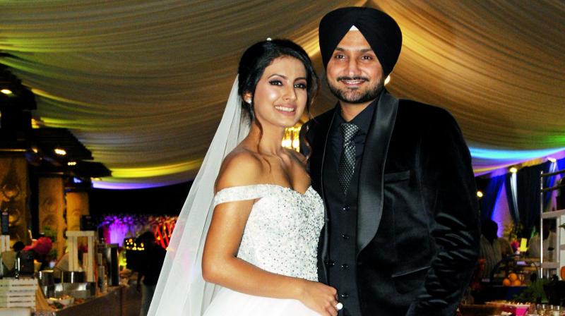 Harbhajan Singh And His Wife 