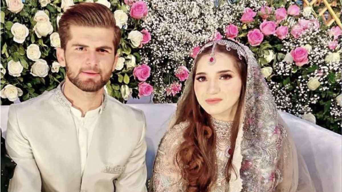 Shaheen Shah Afridi With His Wife
