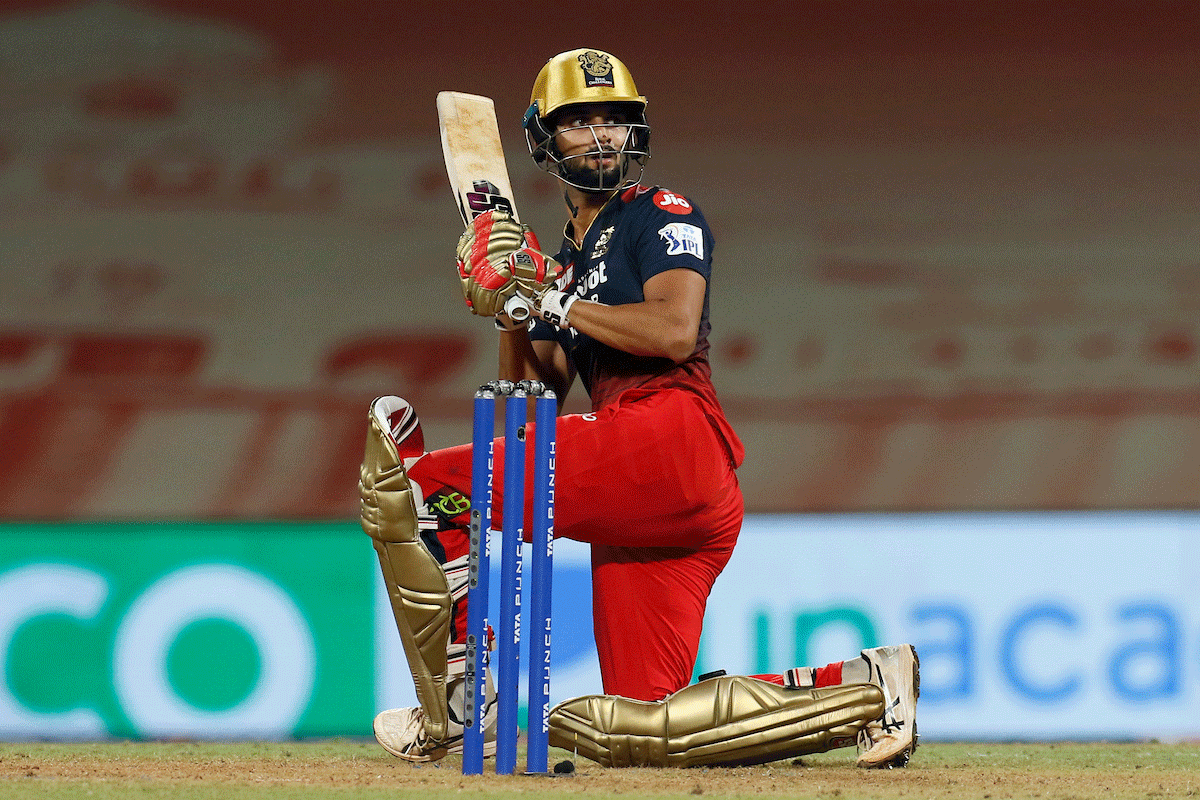 Rcb के इस युवा बल्लेबाज ने विजय हजारे ट्रॉफी में 81 गेंदों पर ठोके 132 रन, लगाए 9 चौंके और 6 छक्के 2 Suyash Prabhudessai