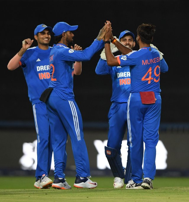 विराट कोहली या श्रेयस अय्यर नहीं बल्कि टी20 वर्ल्ड कप में नंबर पर ये बल्लेबाज लेगा तिलक वर्मा की जगह, बनेगा टीम इंडिया का बड़ा हथियार 2 Team India