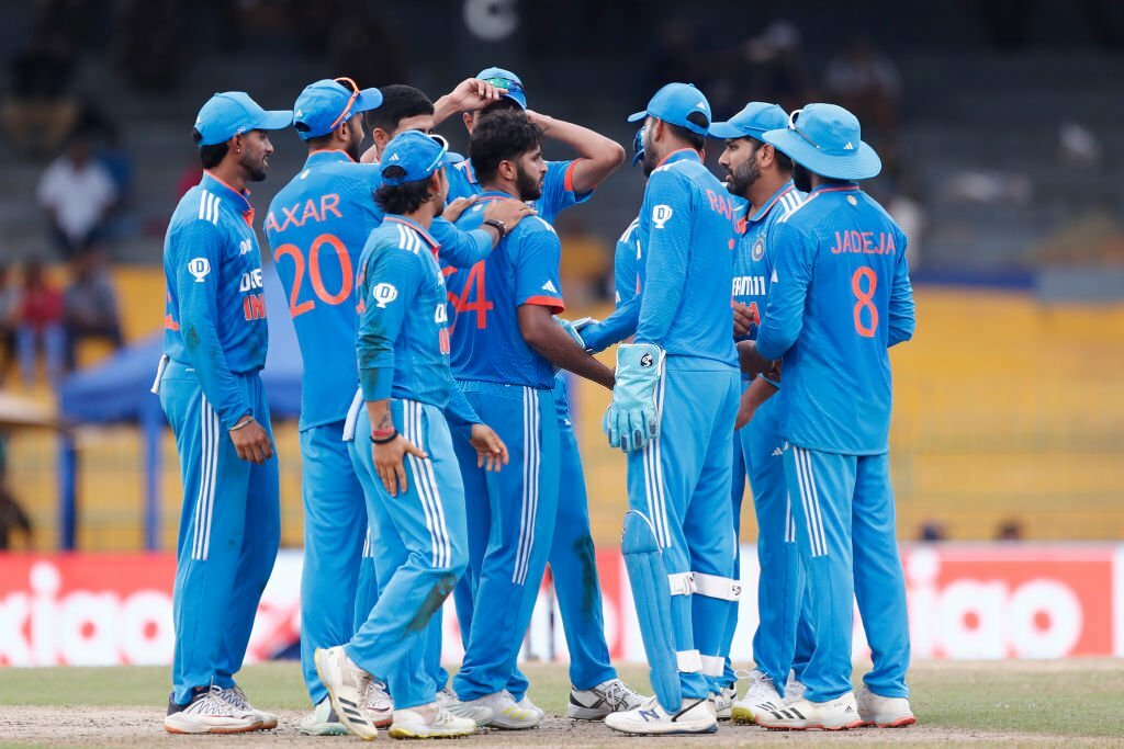 रोहित शर्मा के खास दोस्त का वनडे और टी20 करियर Bcci ने किया खत्म, अब कभी नहीं मिलेगा टीम इंडिया में खेलने का मौका 2 Team India