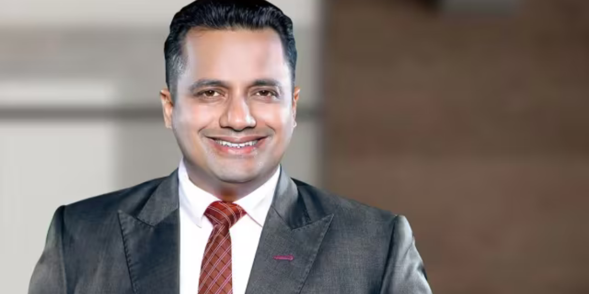 दूसरों को मोटिवेशनल ज्ञान देने वाले स्पीकर ने की पत्नी को जान से मारने की कोशिश, सड़क पर घसीटकर पीटा, अब अस्पताल में जिंदगी-मौत से लड़ रही महिला 3 Vivek Bindra