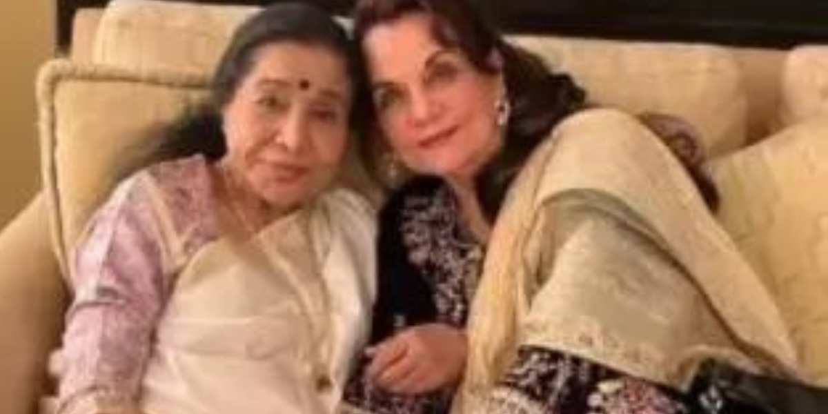 Video: मुमताज ने 76 की उम्र में आशा भोसलें संग कोई शहरी बाबू गाने पर बिखेरा अपने डांस का जलवा, यूजर बोले - ओल्ड इज गोल्ड 3 Mumtaz-Asha Bhosle