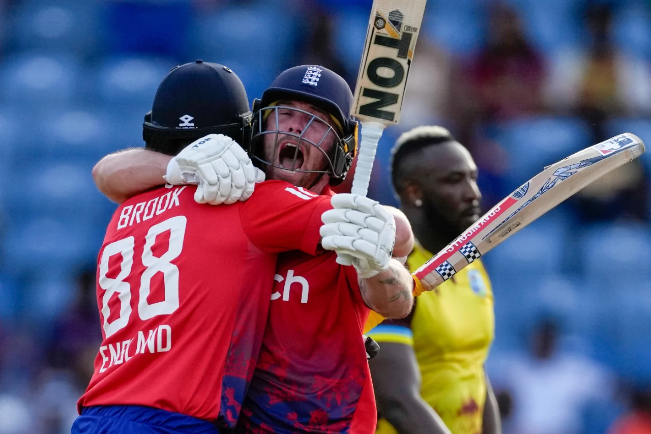 Wi Vs Eng: फिल साल्ट और हैरी ब्रूक ने उड़ाए कैरेबियाई खिलाड़ियों के तोते, इंग्लैंड ने वेस्टइंडीज को 7 विकेट से रौंदकर दर्ज की जीत 3 Wi Vs Eng