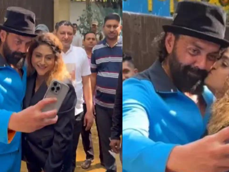 Lady-Fan-Kissed-Bobby-Deol-While-Taking-Selfie