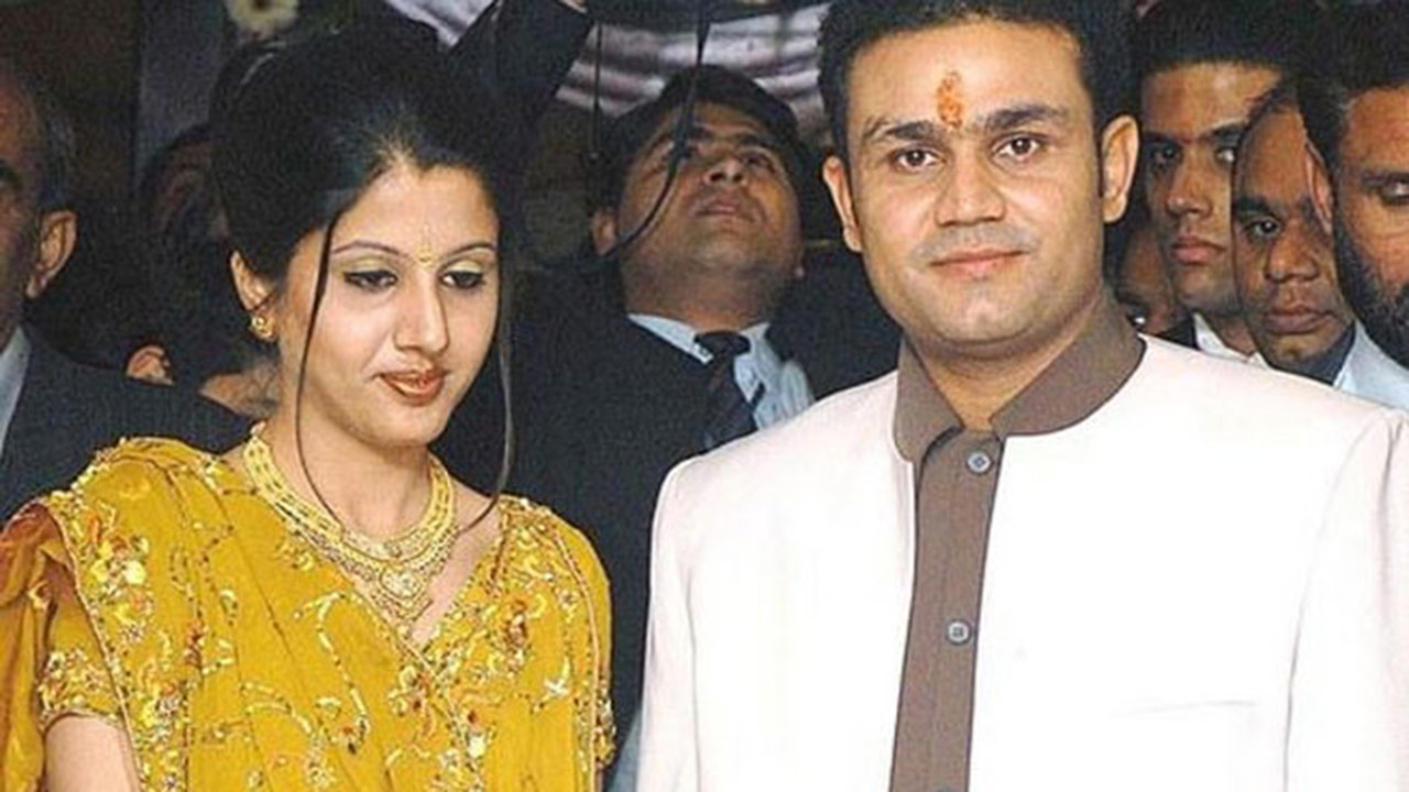 Virender Sehwag With His Wife
