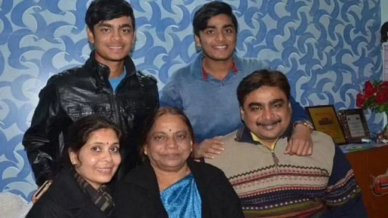 Ishan Kishan Family