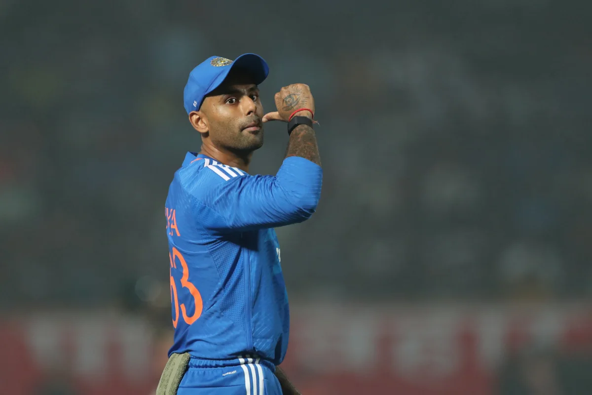 Ipl 2024 से पहले मुंबई के नए कप्तान हार्दिक पांड्या की बढ़ी मुश्किलें, यह दिग्गज खिलाड़ी हुआ टीम से बाहर! 3 Suryakumar Yadav