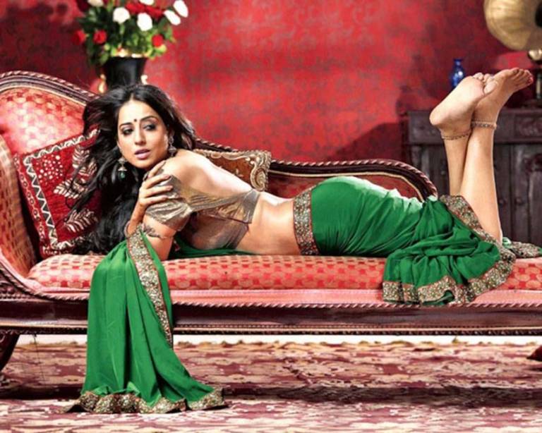 5 Bollywood Actresses Who Crossed The Limits Of Boldness In Their Debut Film