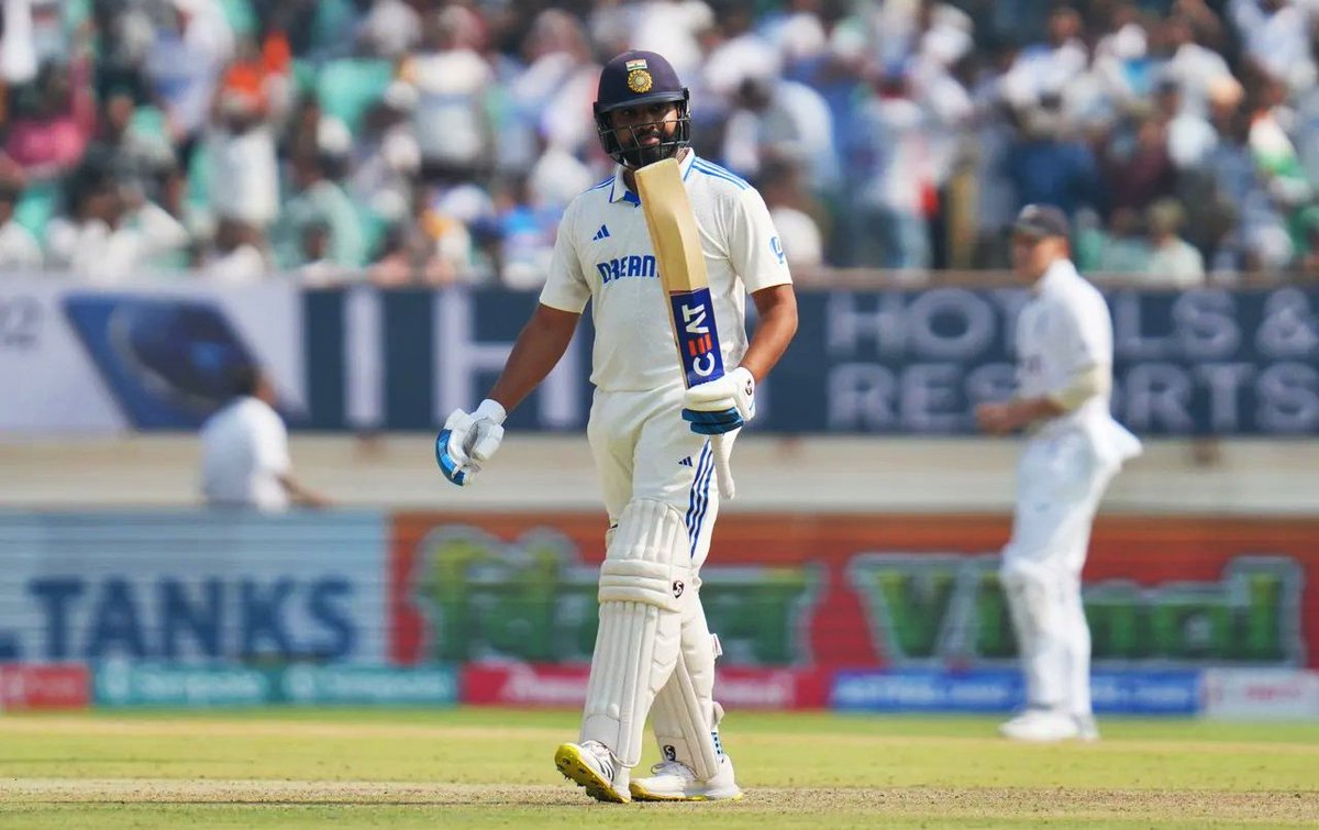 धर्मशाला टेस्ट के बीच टीम इंडिया को लगा बड़ा झटका, रोहित शर्मा चोटिल होकर हुए बाहर 3 Rohit Sharma