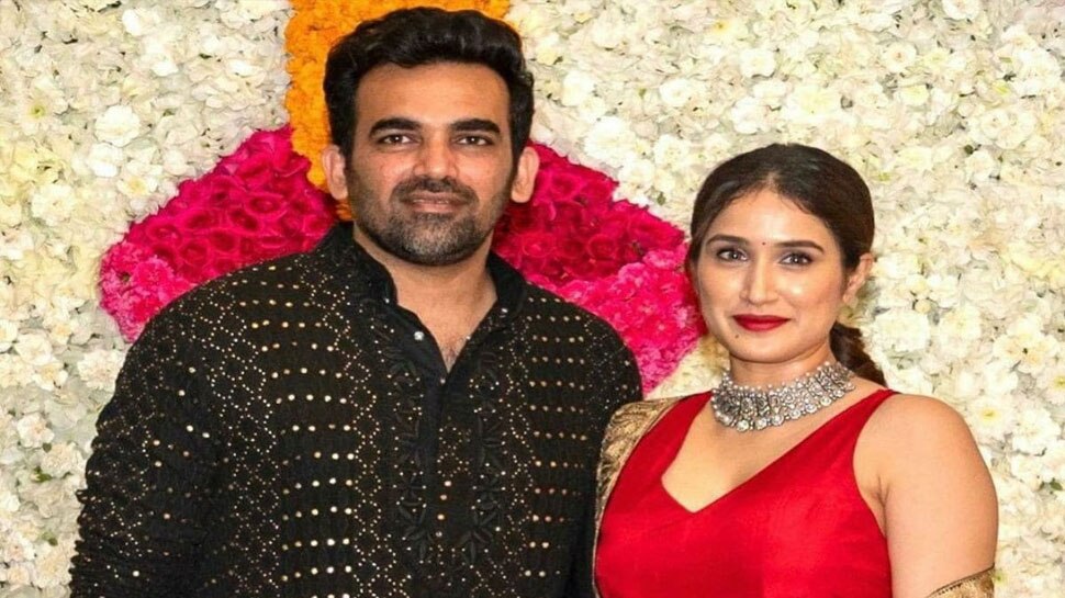 इन 5 बॉलीवुड एक्ट्रेस ने थामा मुस्लिम क्रिकेटर का हाथ, जाति-धर्म की दीवार तोड़कर रचाई तीसरी शादी 