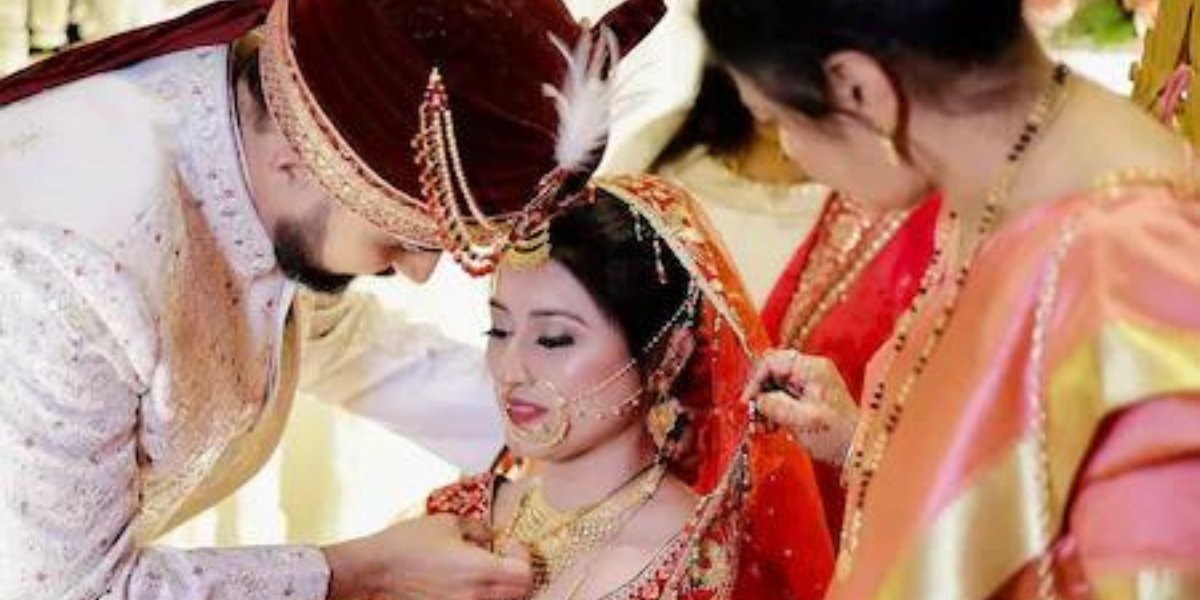 राखी सावंत के एक्स हसबैंड आदिल ने बिग बॉस की इस कंटेस्टेंट से रचाई शादी, सोशल मीडिया पर वायरल हुई तस्वीरें 