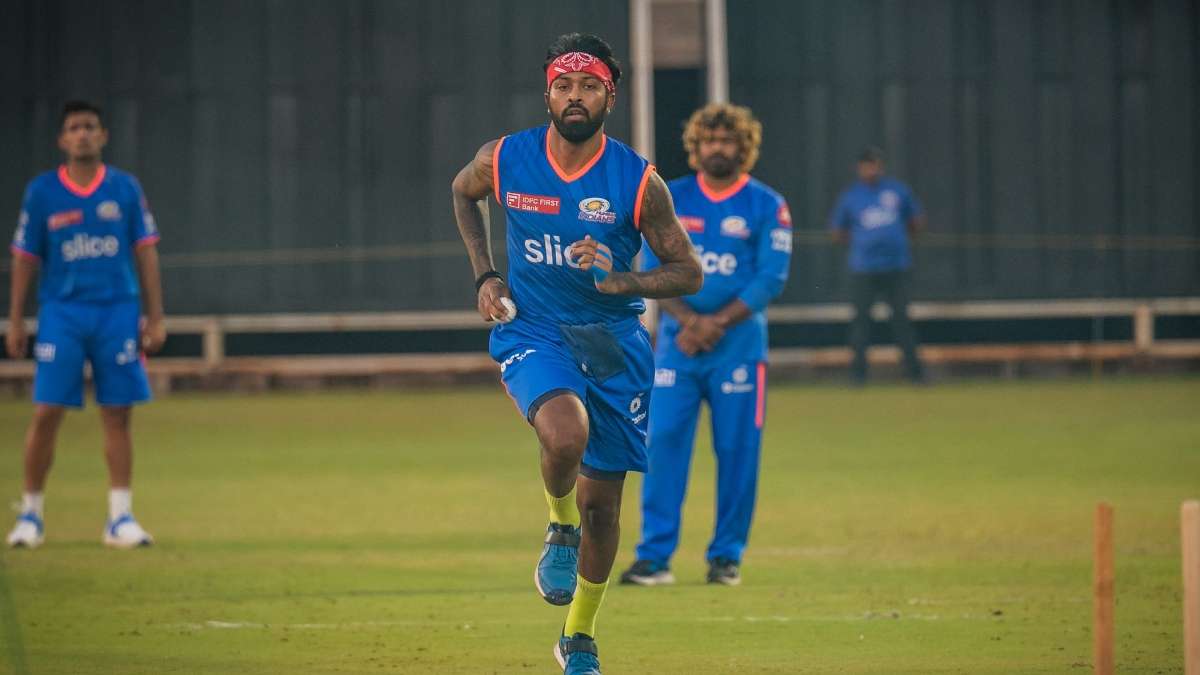 चोटिल हुए हार्दिक पांड्या, Ipl 2024 से हो सकते हैं बाहर, रोहित नहीं अब ये खिलाड़ी बनेगा Mi का कप्तान