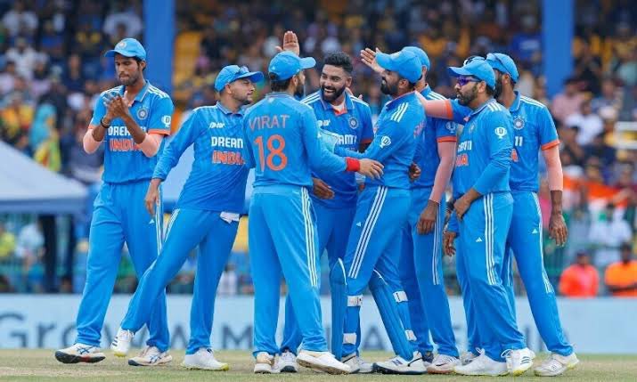 टीम इंडिया के लिए तीनों फॉर्मेट में खेलने वाले इस खिलाड़ी के साथ Bcci ने किया गलत व्यवहार, पूरे साल चोटिल रहे हार्दिक को 5 तो हर मैच खेलने वाले खिलाड़ी को सिर्फ 2 करोड़ 2 Team India