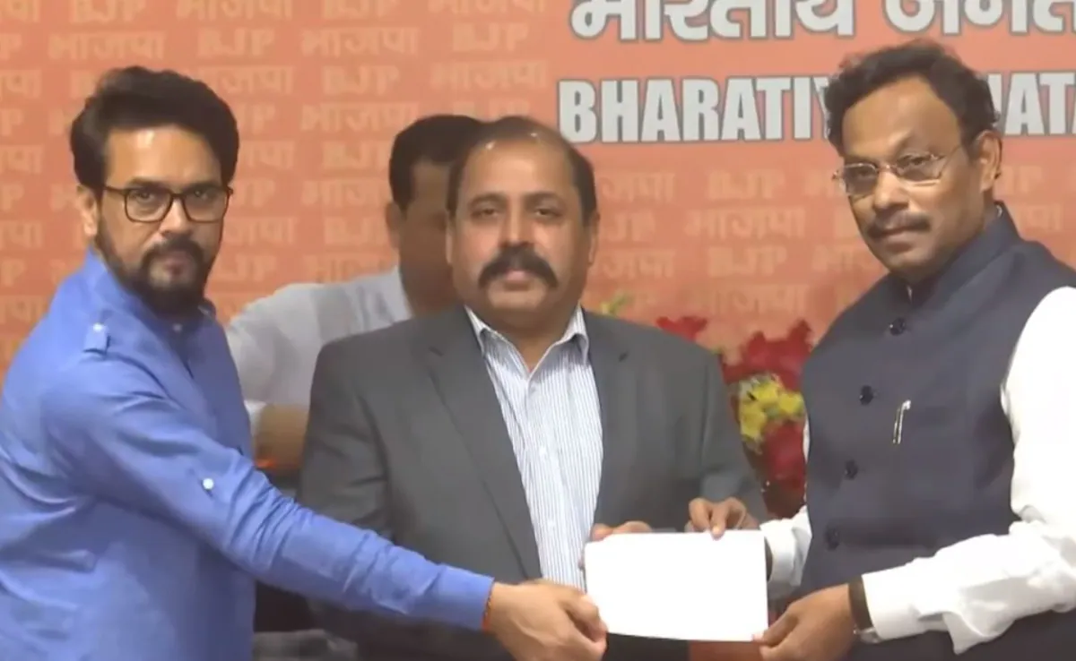 पूर्व वायुसेना आरकेएस भदौरिया प्रमुख बीजेपी में हुए शामिल, इस सीट से लड़ेंगे लोकसभा चुनाव 2024 