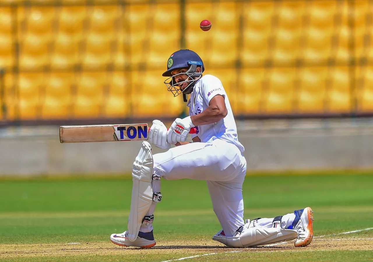 विराट कोहली से भी खतरनाक है ये खिलाड़ी, फिर भी रोहित शर्मा टीम इंडिया में शामिल करने को नहीं हैं तैयार 3 Ruturaj Gaikwad