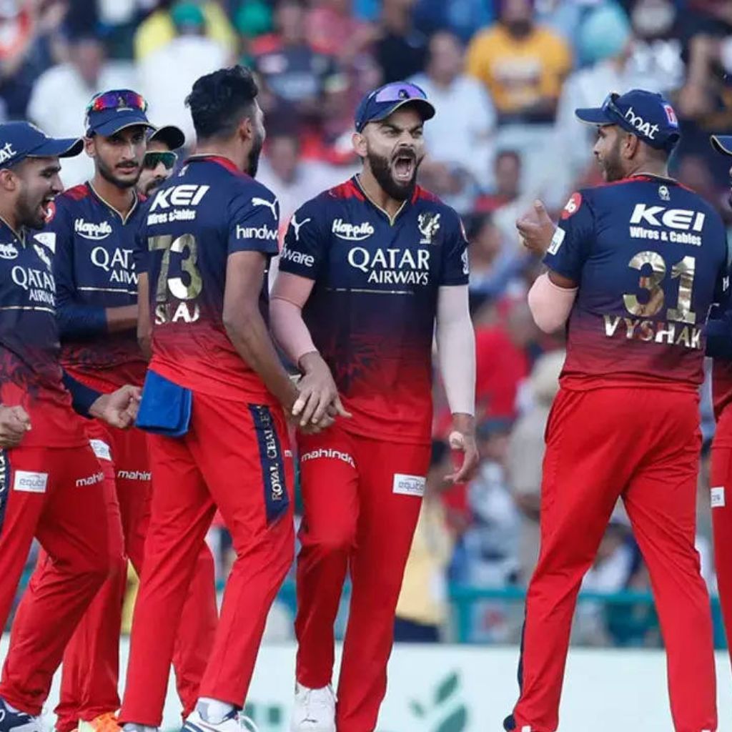 बेक्रिंग - Ipl 2024 से बाहर हुए विराट कोहली, इस बड़ी वजह से लिया ये फैसला 4 Rcb