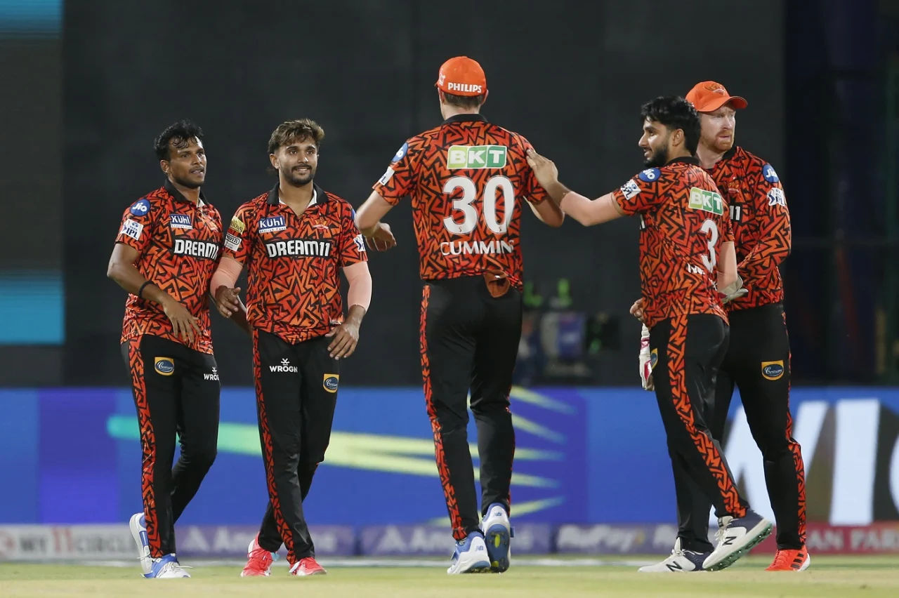 Ipl 2025: भुवनेश्वर कुमार और उमरान मलिक को Srh ने किया रिलीज, 20 करोड़ी की भी टीम से हुई छुट्टी 4 Sunrisers Hyderabad