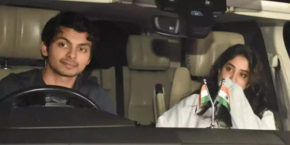 जाह्नवी कपूर और शिखर पहाड़िया का रिश्ता हुआ पक्का, पापा बोनी कपूर ने दिया ग्रीन सिग्नल, बंटी मिठाई!