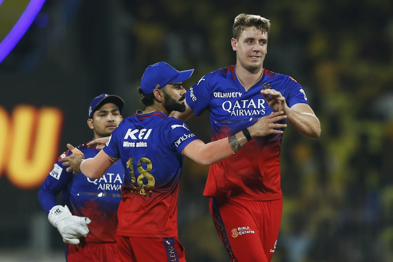 विराट-फाफ ने जिन 5 खिलाड़ियों पर किया भरोसा, उन्होंने ही दिया धोखा, Ipl 2024 में Rcb के लिए बन चुके हैं बोझ 2 Cameron Green