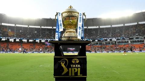 Ipl 2024 के बीच मुंबई को लगा बड़ा झटका, गंभीर बीमारी से से पीड़ित हुए हार्दिक पांड्या 3 Ipl 2024