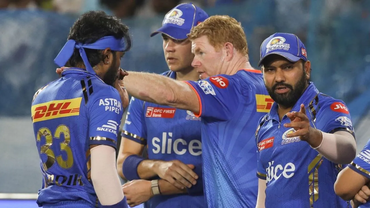 Rohit Sharma With Mumbai Indians Team