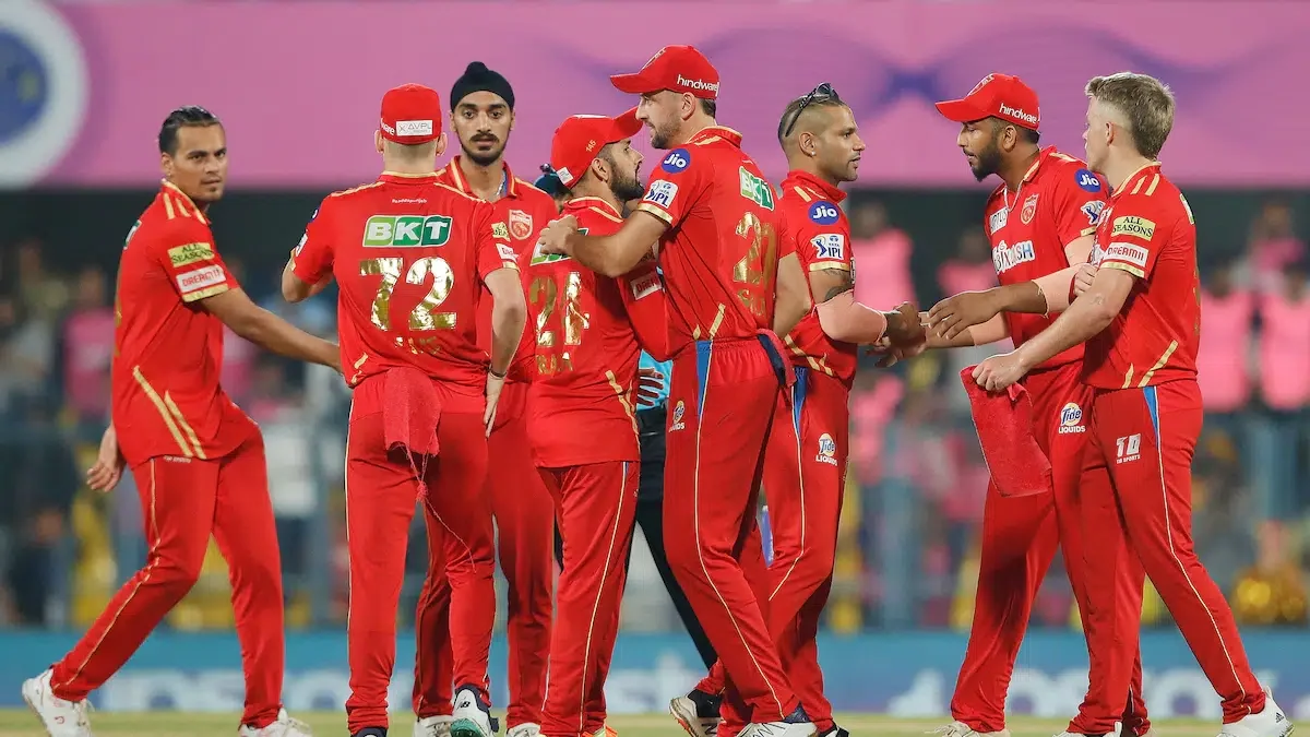Ipl 2024 के बीच पंजाब को बदलना पड़ा कप्तान, शिखर धवन ने बीच सीजन छोड़ा टीम का साथ, सामने आई बड़ी वजह 4 Shikhar Dhawan