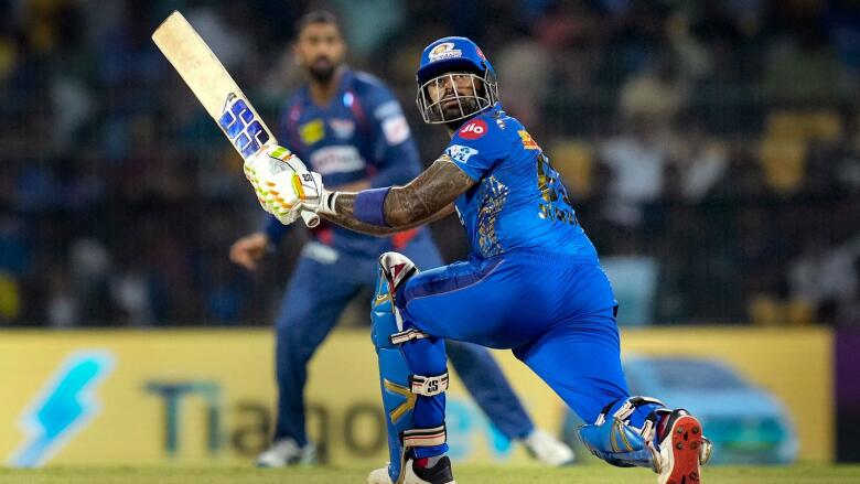 Ipl 2024 के बीच Mi को लगा बड़ा झटका, वापसी के बाद भी सूर्यकुमार नहीं खेलेंगे मैच! सामने आई बड़ी वजह 3 Suryakumar Yadav