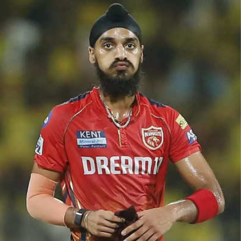 टी20 वर्ल्ड कप में अर्शदीप सिंह को चुनकर अजित अगरकर ने की बड़ी ग़लती, इस गेंदबाज को नहीं दिया मौका 3 Arshdeep Singh