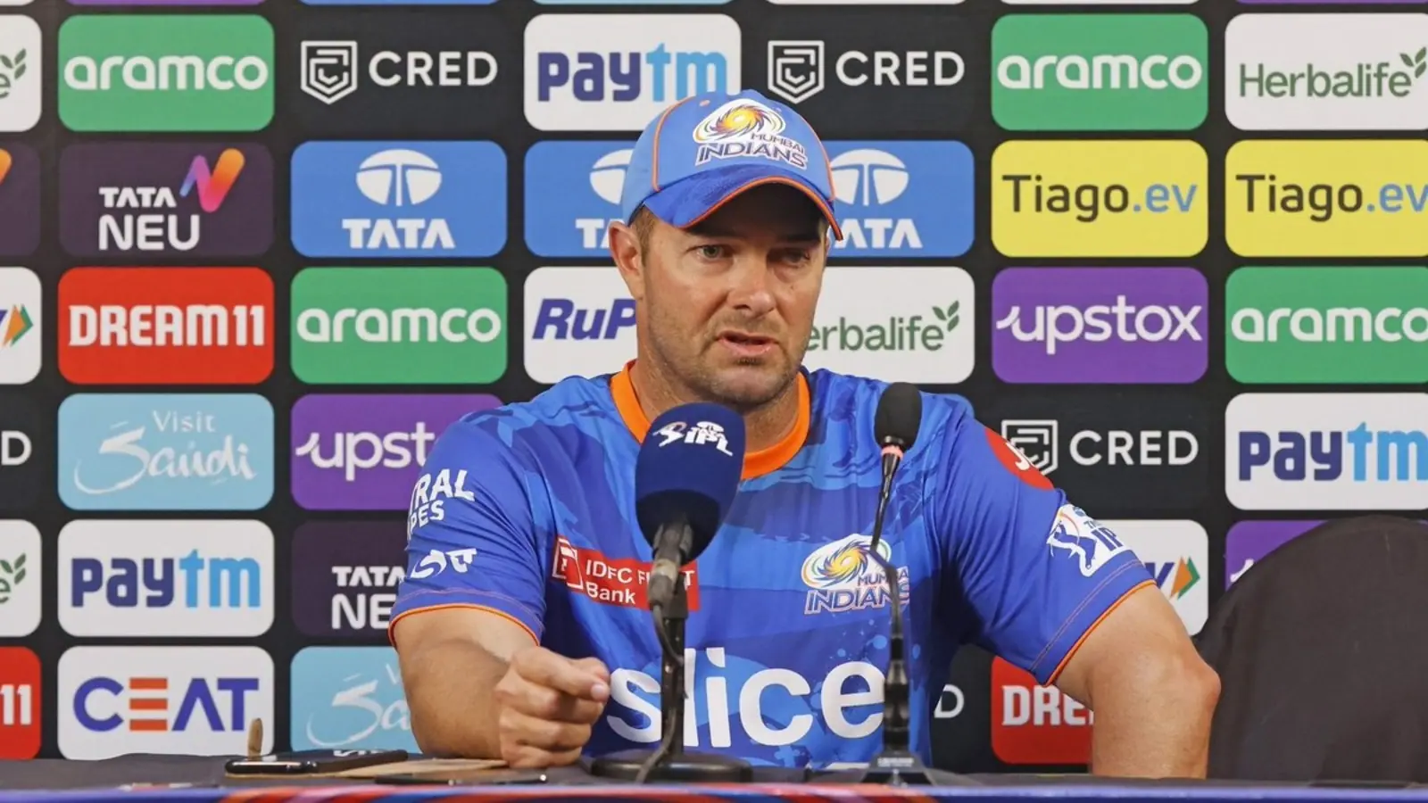 'उन्होंने अपना फैसला कर....' मुंबई इंडियंस के हेड कोच ने रोहित शर्मा के भविष्य पर किया सनसनीखेज खुलासा 3 Mark Boucher